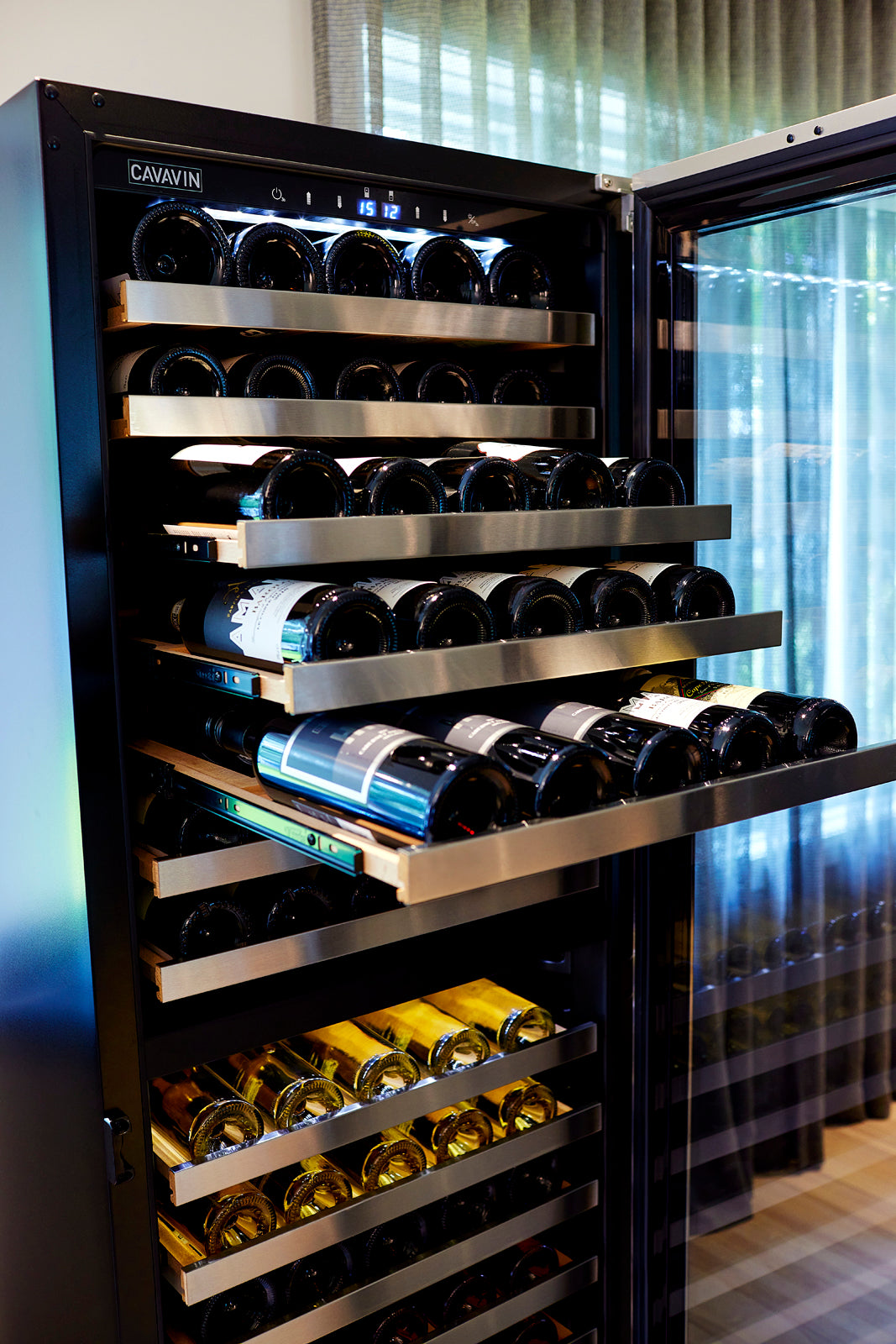 ワインセラー　caverina WR-５０１８B ワインセラー caverina WR-5018B